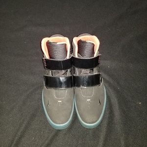 Size 13 Nike Flystepper